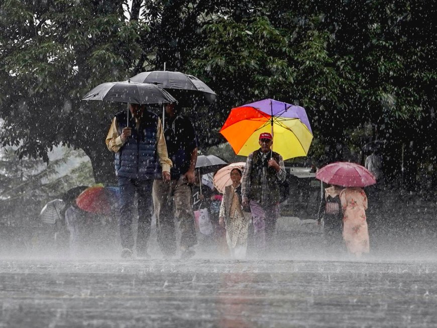 AVPGanga: Heavy Rain and Thunderstorm Alert in 6 Districts of Himachal Pradesh, 18 Dead, बारिश और बिजली की चेतावनी से हलचलेमेें, AVPGanga