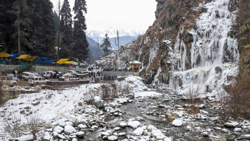 आज का मौसम 16 दिसंबर 2024: उत्तर और मध्य भारत में जारी रहेगी शीत लहर, कोहरा बढ़ाएगा परेशानी