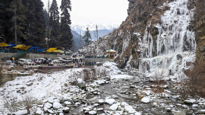 आज का मौसम 20 दिसंबर 2024: उत्तर भारत में जारी रहेगा शीत लहर का कहर, लेह में पारा माइनस 15.2 डिग्री पहुंचा