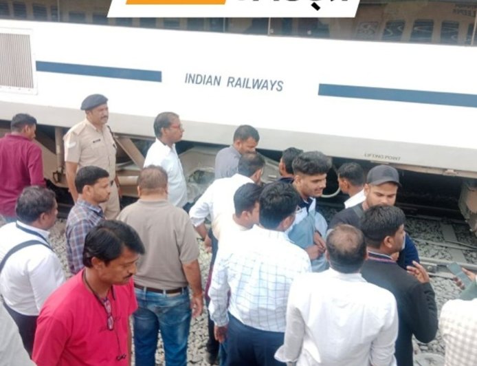 भास्कर अपडेट्स:हॉट एक्सल का पता चलने के बाद कर्नाटक के दावणगेरे में रोकी गई वंदे भारत एक्सप्रेस, ट्रेन में 502 पैसेंजर थे