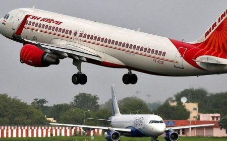 एअर इंडिया के प्लेन की ऑक्सिलरी पावर यूनिट में आग:दिल्ली एयरपोर्ट पर लैंडिंग के बाद हुई घटना; फ्लाइट हॉन्गकॉन्ग से आई थी, सभी यात्री सुरक्षित