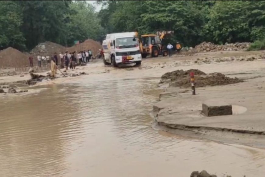 उत्तराखंड में भारी बारिश, कुमाऊं मंडल में 54 सड़कें बंद