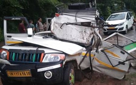 कोटद्वार : सिद्धबली मंदिर के पास दर्दनाक हादसा, वाहन पर गिरी भारी चट्टान, दो लोगों की मौत, पांच घायल