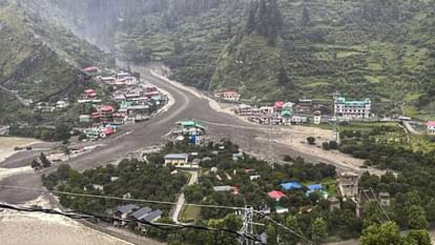 धराली में हारदूधु मेले में गए थे कई लोग, नहीं हो रहा संपर्क, हर्षिल की तरफ दोनों मार्ग बंद