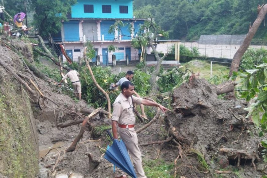 चमोली में आधी रात बादल फटने से तबाही: कई घर मलबे में दबे, युवती की मौत, सीएम धामी बोले- स्थिति पर नजर
