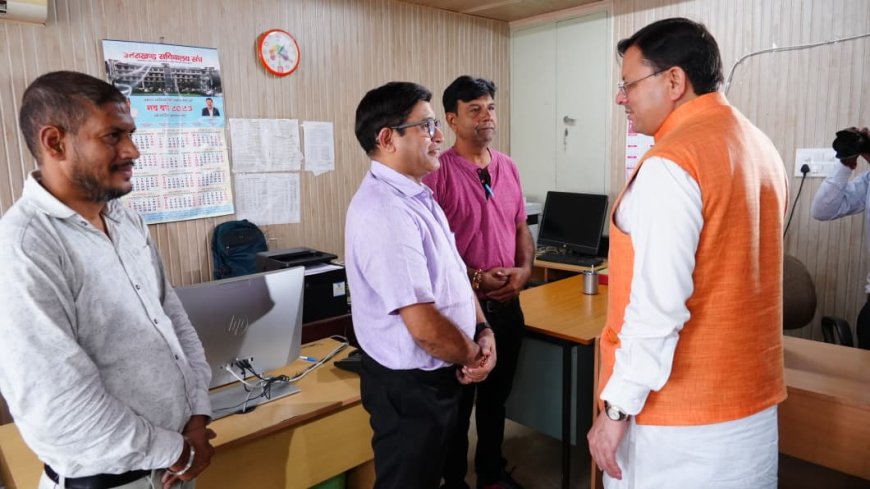 मुख्यमंत्री ने किया विधानसभा स्थित विभिन्न कार्यालयों का निरीक्षण