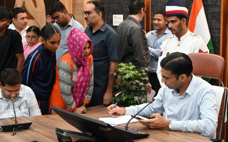 रेड अलर्ट निरंतर वर्षाः आपदा जैसे हालात; जन दर्शन में फिर भी पहुंचे 122 फरियादी