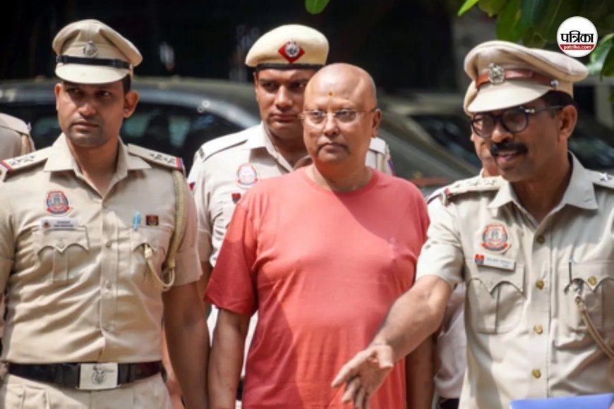 चैतन्यानंद सरस्वती को कोर्ट में किया पेश, 5 दिन की पुलिस हिरासत में भेजा