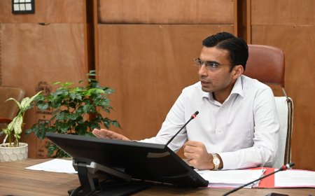 सर्किल बार में आग की घटना पर डीएम सख्त; बार लाइसेंस 15 दिन के लिए निलंबित