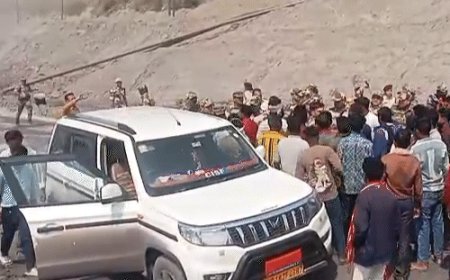 कोरबा में CISF ने भू-विस्थापितों पर बरसाई लाठियां...VIDEO:दौड़ा-दौड़ाकर मारा, 10 घायल; कोयला खदान में रोजगार-मुआवजे की कर रहे थे मांग