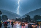 मौसम अगले 48 घंटे दिखाएगा उग्र रूप, बारिश और वज्रपात का येलो अलर्ट, पहाड़ों में बर्फबारी से चलेगी शीतलहर