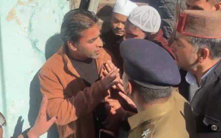 शिमला संजौली मस्जिद में बाहरी मुस्लिमों की एंट्री रोकी:महिलाओं ने लौटाया जत्था, तनाव पर पुलिस तैनात, 16 साल पुराने विवाद से जुड़ा मामला