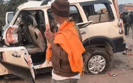 छत्तीसगढ़ में ट्रक-स्कॉर्पियो की टक्कर में 5 मौतें:NH-49 पर हादसा, बारात से लौट रहे थे स्कॉर्पियो सवार; मृतकों में 2 सेना के जवान