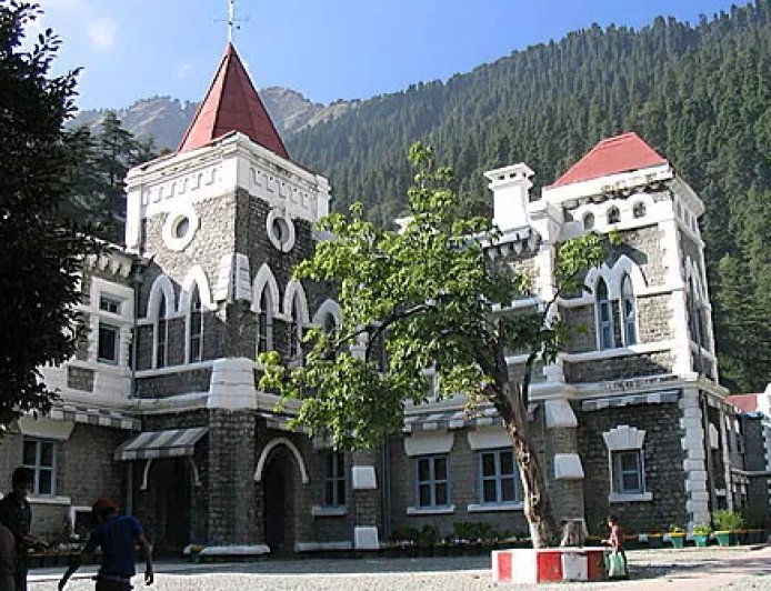 सरकार ने हाईकोर्ट में पेश की नैनीताल जिपं अध्यक्ष चुनाव विवाद की जांच रिपोर्ट, अदालत ने कही ये बात