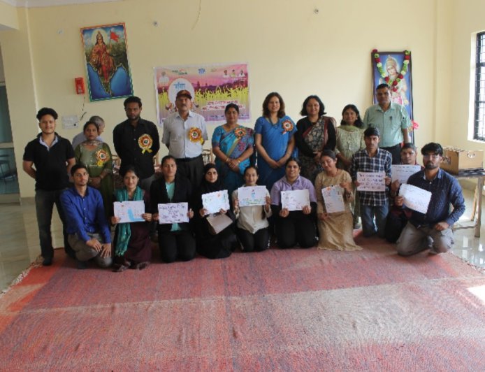 बी.एड. के छात्रों ने बताये गंगा संरक्षण के सूत्र