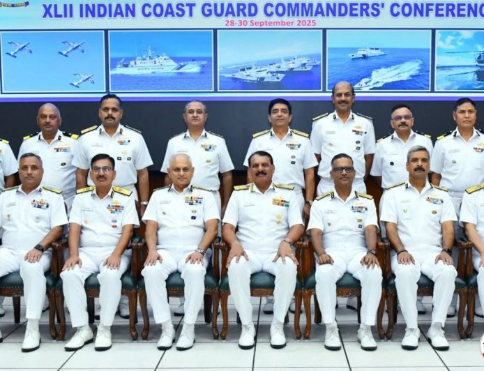 Indian Coast Guard: रैंक के हिसाब से नहीं बदलेगी रिटायरमेंट की उम्र, दिल्ली हाईकोर्ट का ऐतिहासिक फैसला