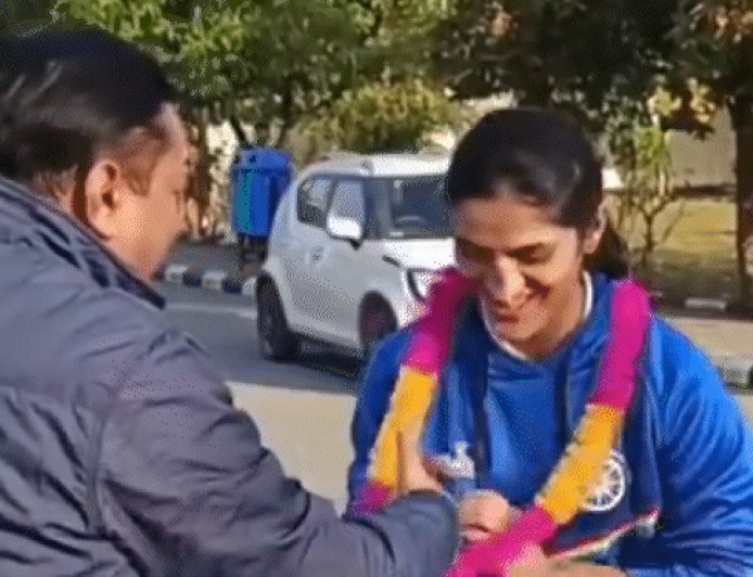 क्रिकेटर को 1 करोड़, कबड्डी चैंपियन पर खामोशी:हिमाचल की 5 बेटियों ने वर्ल्ड कप जिताया; उपकप्तान बोली-हमें भी रेणुका की तर्ज पर इनाम मिले