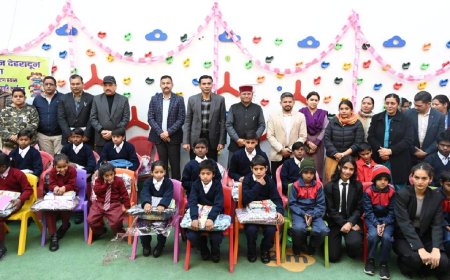 जिला प्रशासन की पहल से भिक्षावृत्ति से छुड़ाए गए बच्चों को मिल रहा उज्जवल भविष्य, 154 बच्चे शिक्षा की मुख्यधारा से जुड़े