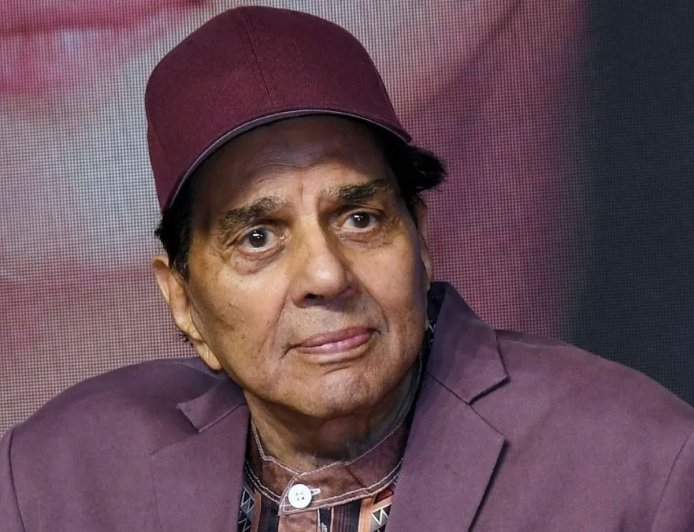 शांत माहौल में होगा धर्मेंद्र का अस्थि विसर्जन; सनी-बॉबी देओल सहित पूरा परिवार हरिद्वार में मौजूद, मीडिया से रखा फासला