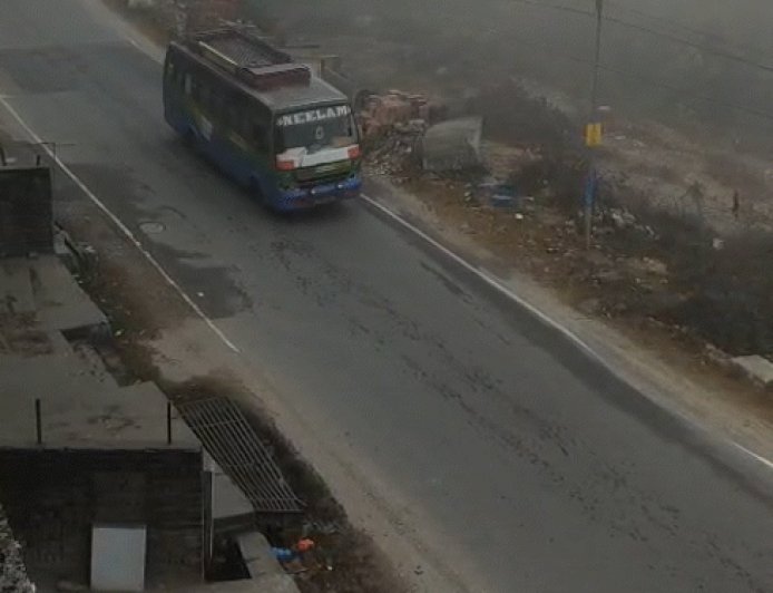 हिमाचल के 6 जिलों में छाया घना कोहरा:बद्दी-बिलासपुर में 50 मीटर तक गिरी विजिबिलिटी; अगले 3 दिन भी अलर्ट, 28-29 को बर्फबारी के आसार