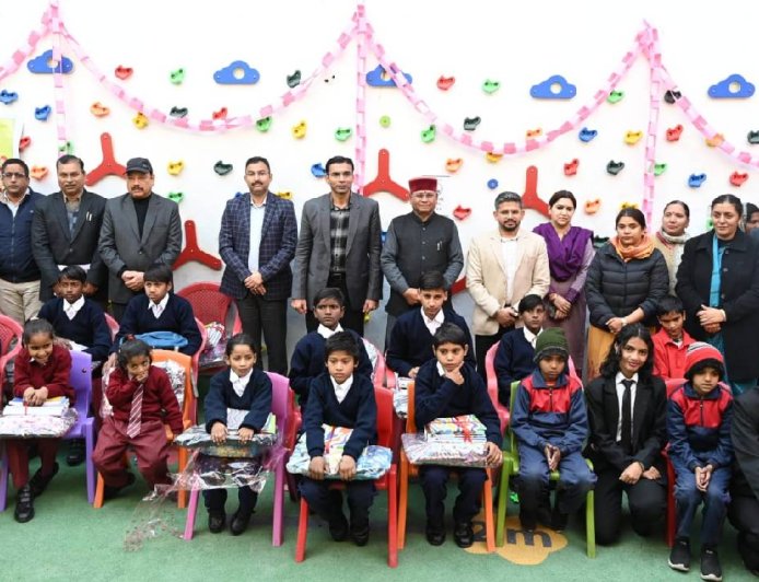 जिला प्रशासन की पहल से भिक्षावृत्ति से छुड़ाए गए बच्चों को मिल रहा उज्जवल भविष्य, 154 बच्चे शिक्षा की मुख्यधारा से जुड़े