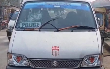 पश्चिम बंगाल के संदेशखाली में पुलिस पर भीड़ का हमला:6 पुलिसकर्मी घायल, नौ आरोपी गिरफ्तार; जनवरी 2024 में ED टीम पर हमला हुआ था