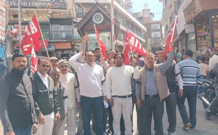 Workers in Mussoorie threaten indefinite strike if demands not met