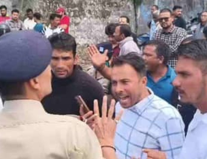 हरियाणा पुलिस की अभिरक्षा में गोपेश्वर निवासी की मौत: पोस्टमार्टम में देरी पर तीसरे दिन भी हंगामा