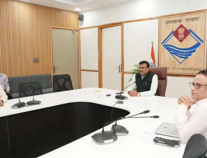 हीट वेव अलर्ट :  सभी स्कूलों में बजेगी वाटर बेल, उत्तराखंड में पानी की कमी वाले क्षेत्रों में निर्माण कार्यों पर रोक