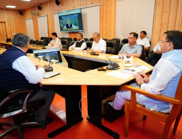 चारधाम यात्रा 2026 होगी पूरी तरह प्लास्टिक मुक्त, सीएम धामी के सख्त निर्देश