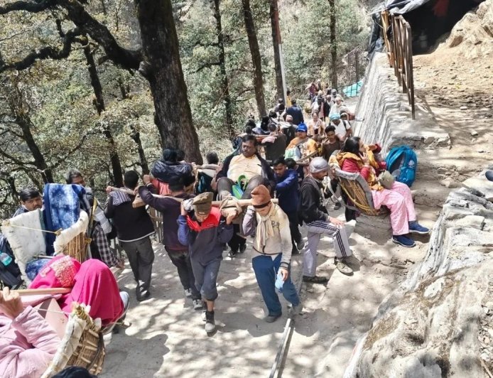 यमुनोत्री-गंगोत्री यात्रा 2026, श्रद्धालुओं की सुरक्षा और सुविधा पर प्रशासन का कड़ा पहरा, 24 घंटे निगरानी