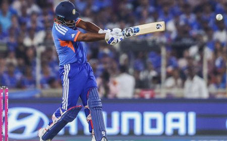 Ravi Shastri highlights Sanju Samson as candidate for India T20I captaincy