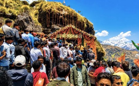 उत्तराखंड में बम-बम भोले’ के जयकारों से गूंजा रुद्रनाथ धाम, 6 महीने के लिए खुले चतुर्थ केदार के कपाट