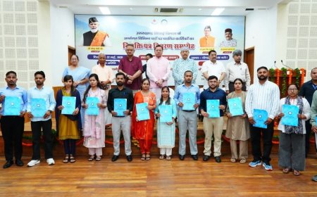 उत्तराखंड: 483 युवाओं को मिले नियुक्ति पत्र, मुख्यमंत्री धामी ने कहा- मेहनत और प्रतिभा को मिल रहा सम्मान