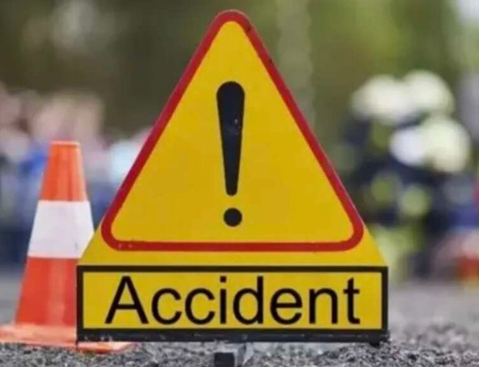 नैनीताल: रामनगर में दर्दनाक सड़क हादसा, कार की चपेट में आकर दो महिलाओं की मौत