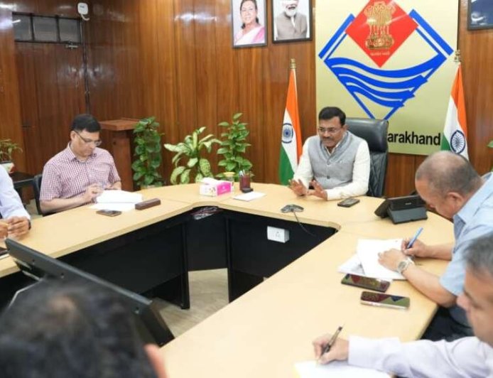 टिहरी झील बनेगी देश का अगला ग्लोबल टूरिस्ट हब, मुख्य सचिव ने मेगा प्लान तैयार करने के दिए निर्देश