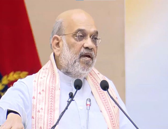Amit Shah praises rescue of 300 tourists stranded on Gulmarg Gondola