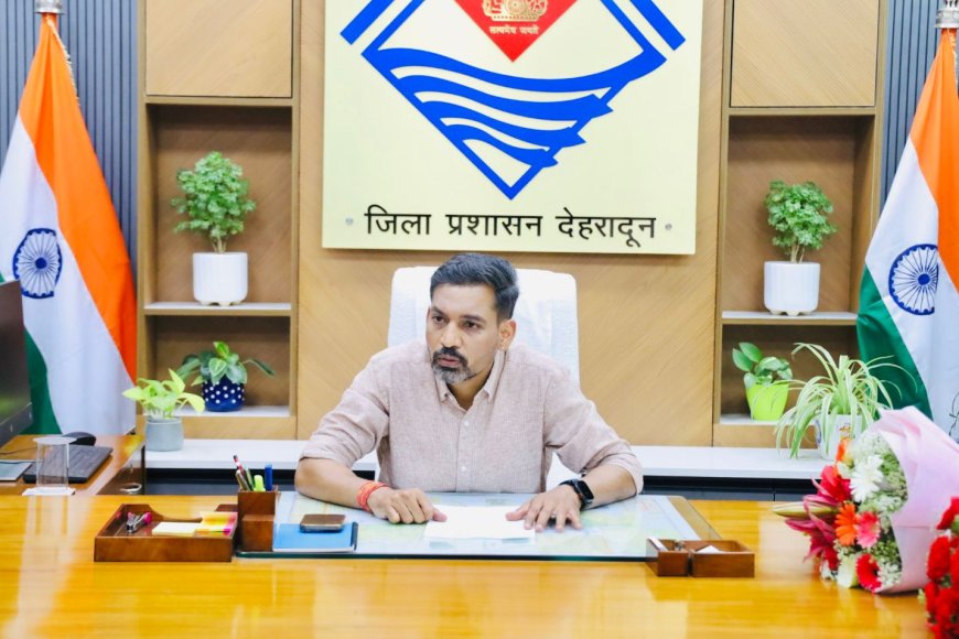 Ashish Chauhan assumes charge as new DM, Dehradun